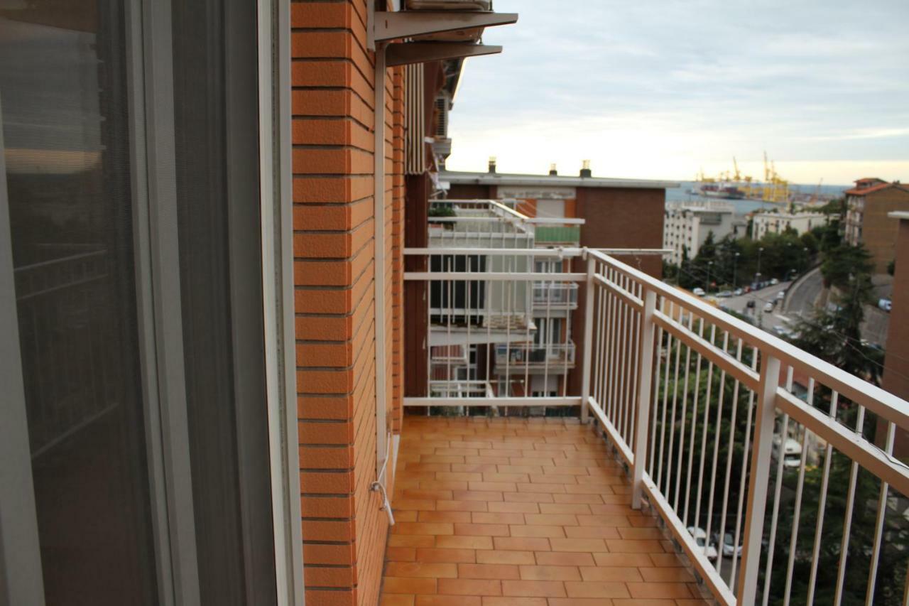 Da Federico Apartment Триест Екстериор снимка